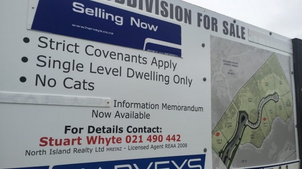 Housing development bans cats